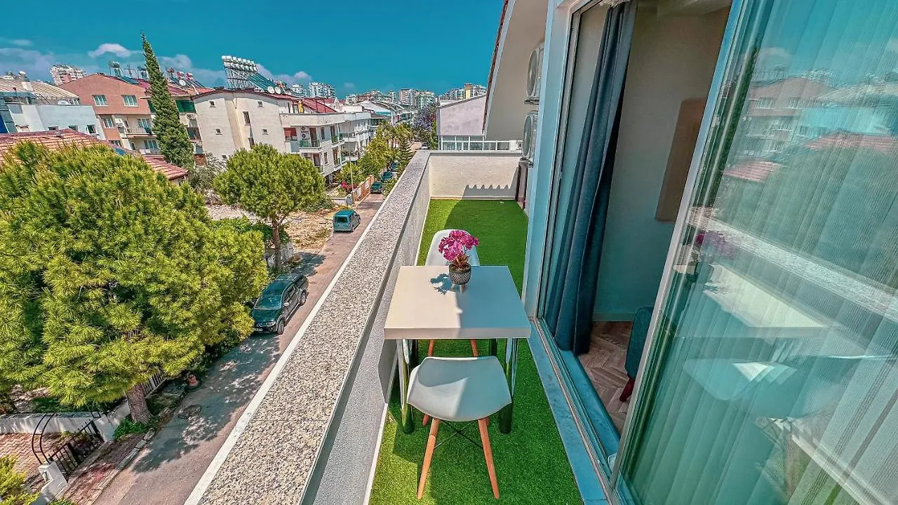 Moon Suites Antalia