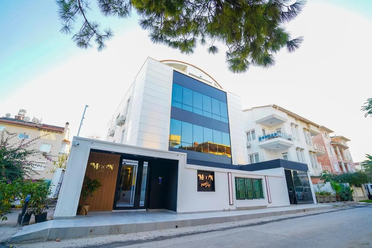 Moon Suites Antalya Aparthotel
