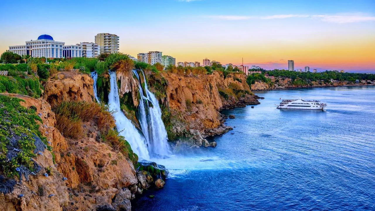 Moon Suites Antalya 0*,