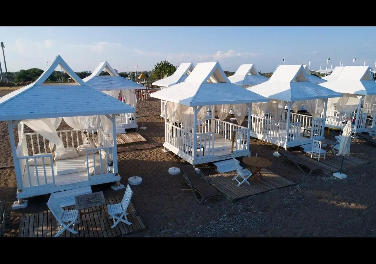 Moon Suites Antalya Türkei